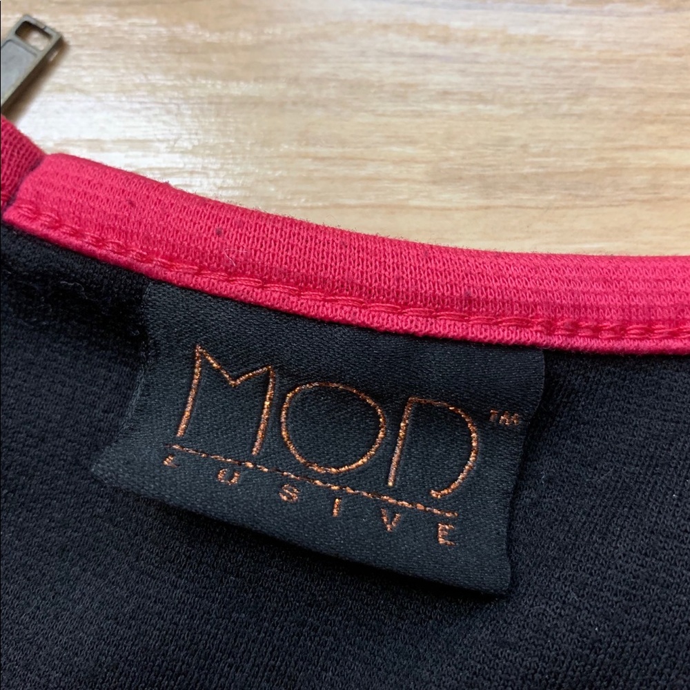 Mod Lusive Dress - Picture 3 of 4